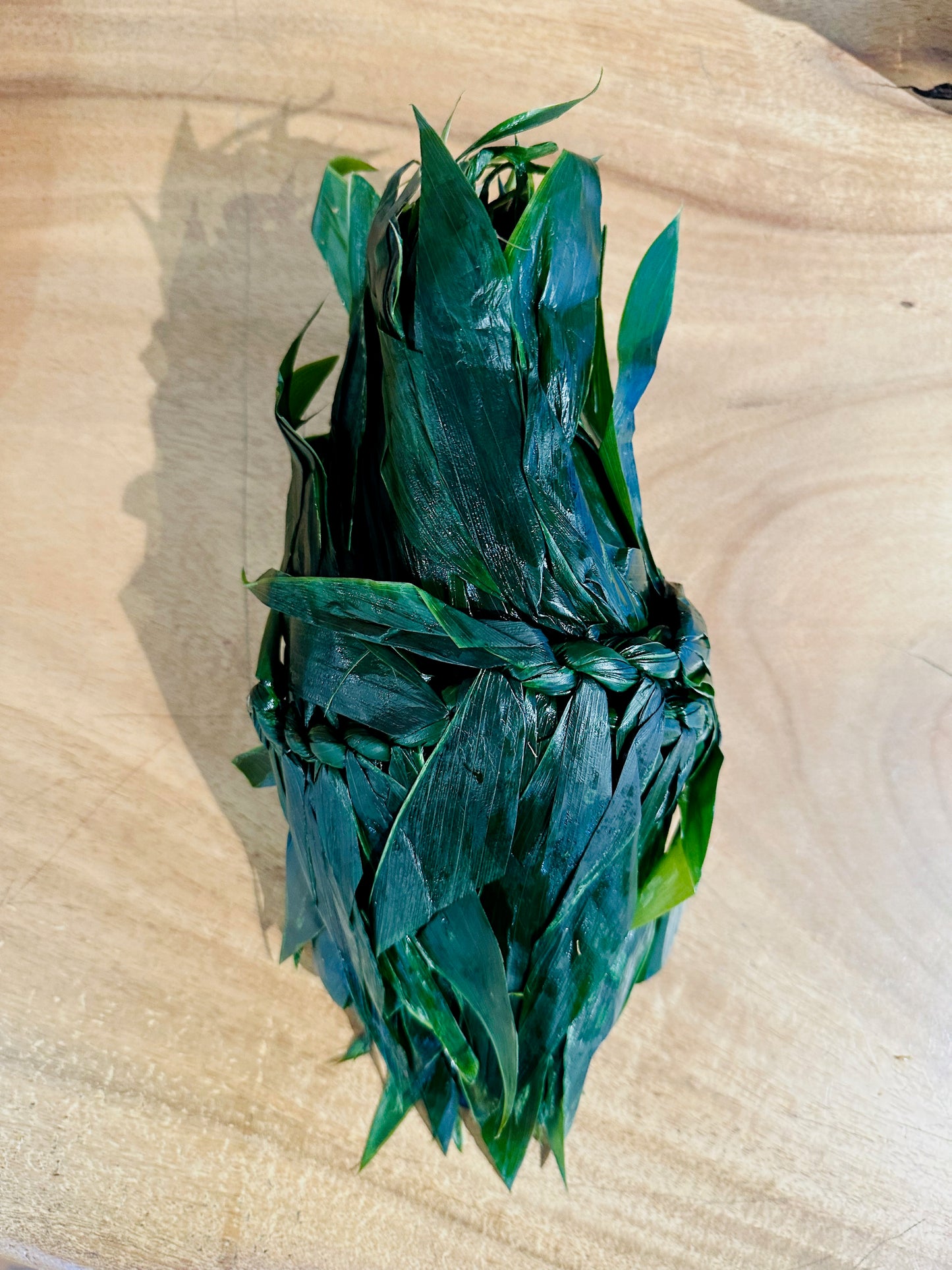 Double Ti Leaf Maile Lei (Fresh or Frozen)-PICK UP DATE & TIME in "Special Instructions" textbox
