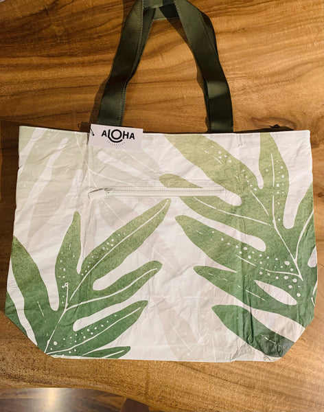 ALOHA COLLECTION Splash Proof Day Tripper Designed by Kupu Aʻe Molokaʻi